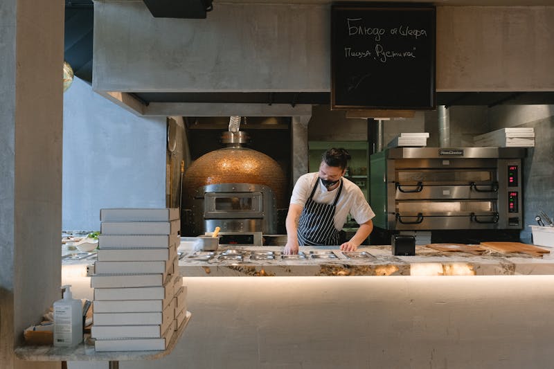 Warm and welcoming restaurant ambiance at Green lantern pizza